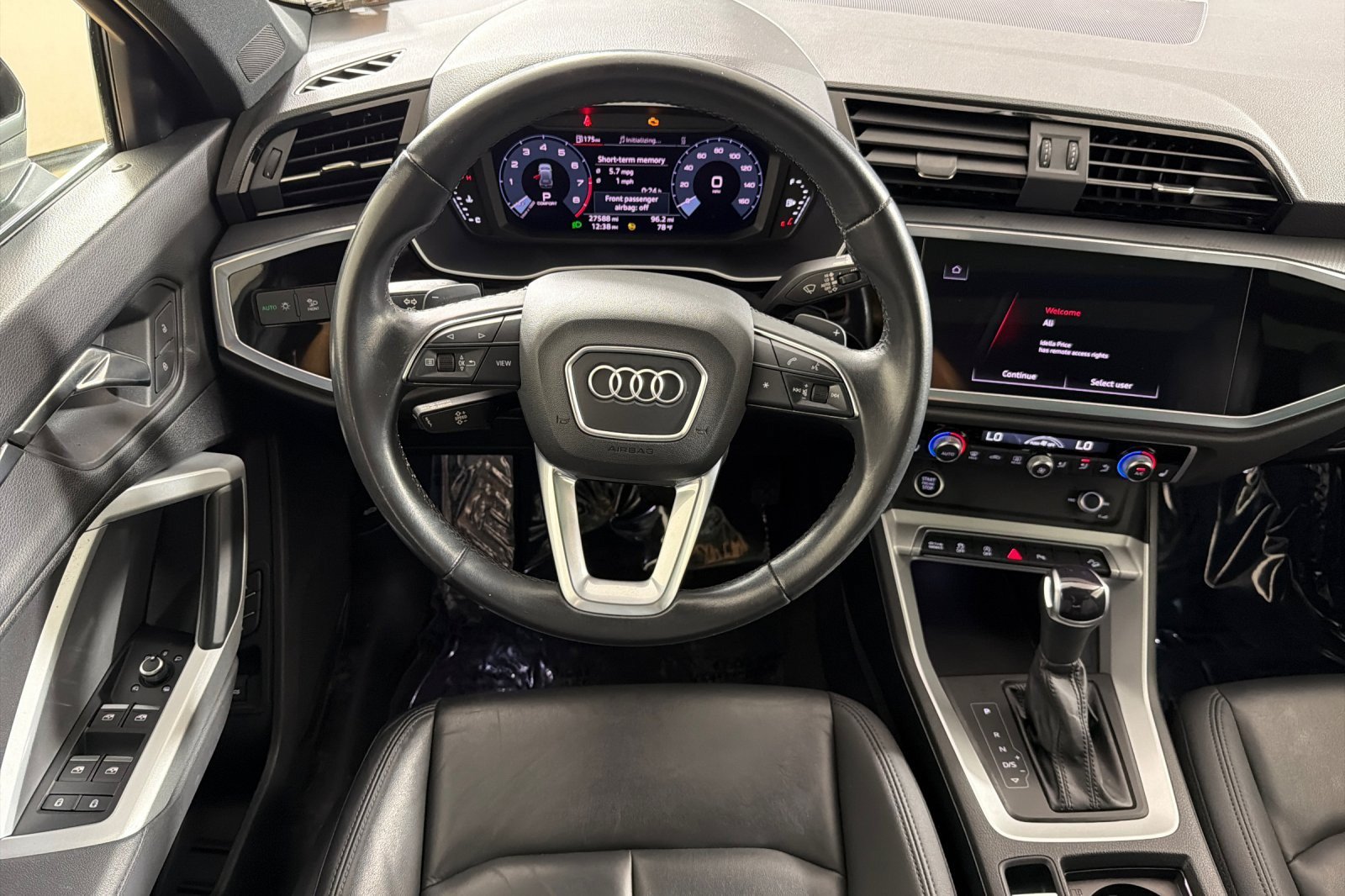 Used 2023 Audi Q3 2.0T Premium w/ Convenience Package AWD/4WD image 13