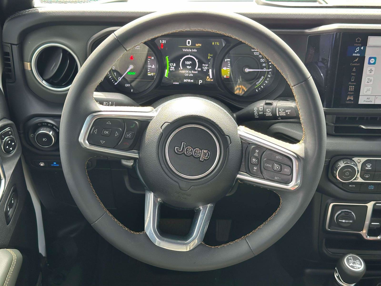 Used 2024 Jeep Wrangler High Altitude AWD/4WD image 12