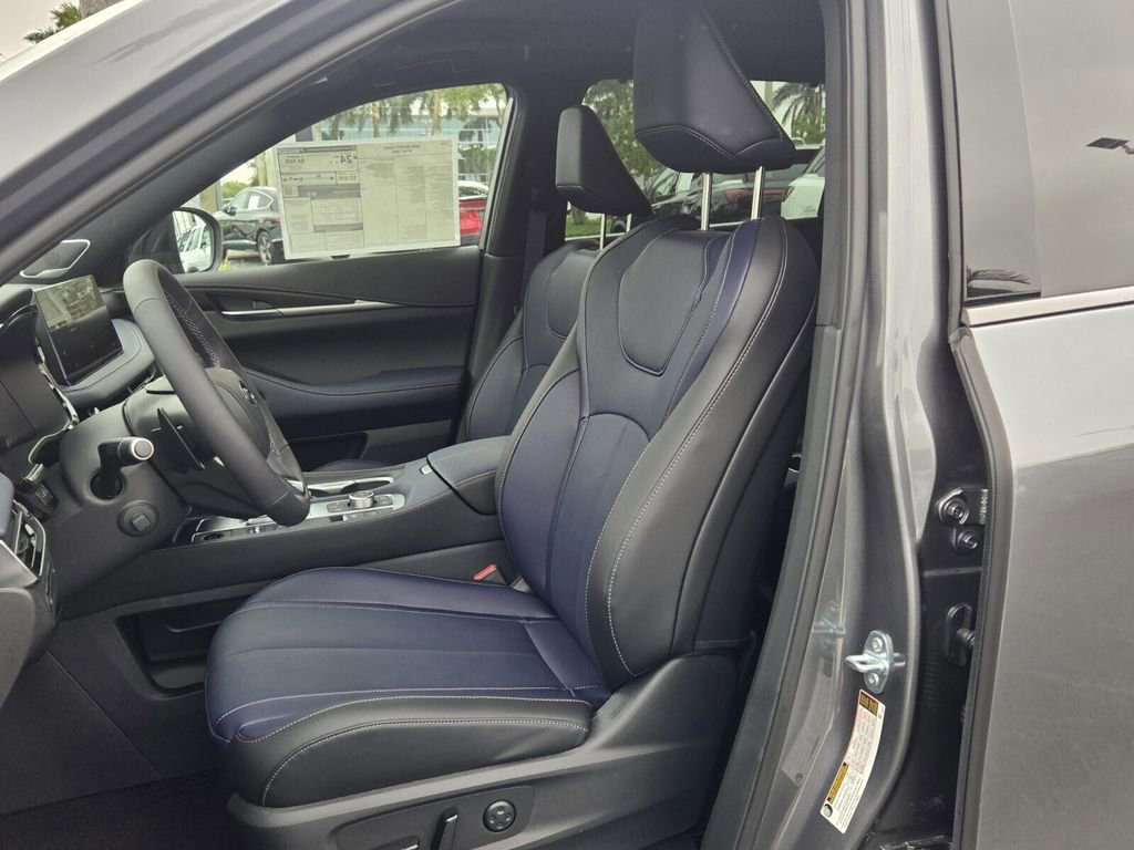 New 2026 INFINITI QX60 Sport w/ Dark Cargo Package image 12