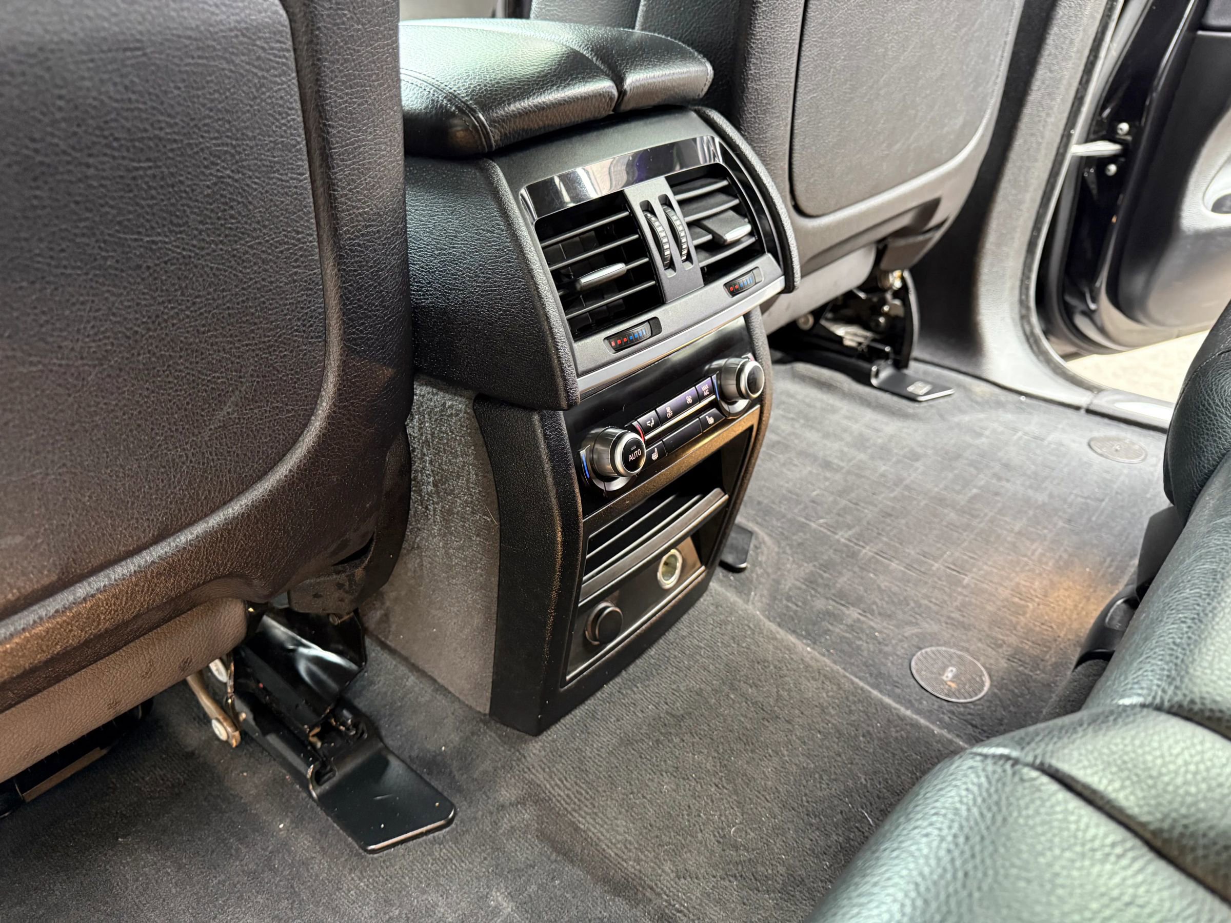 Used 2015 BMW X5 xDrive35i image 18