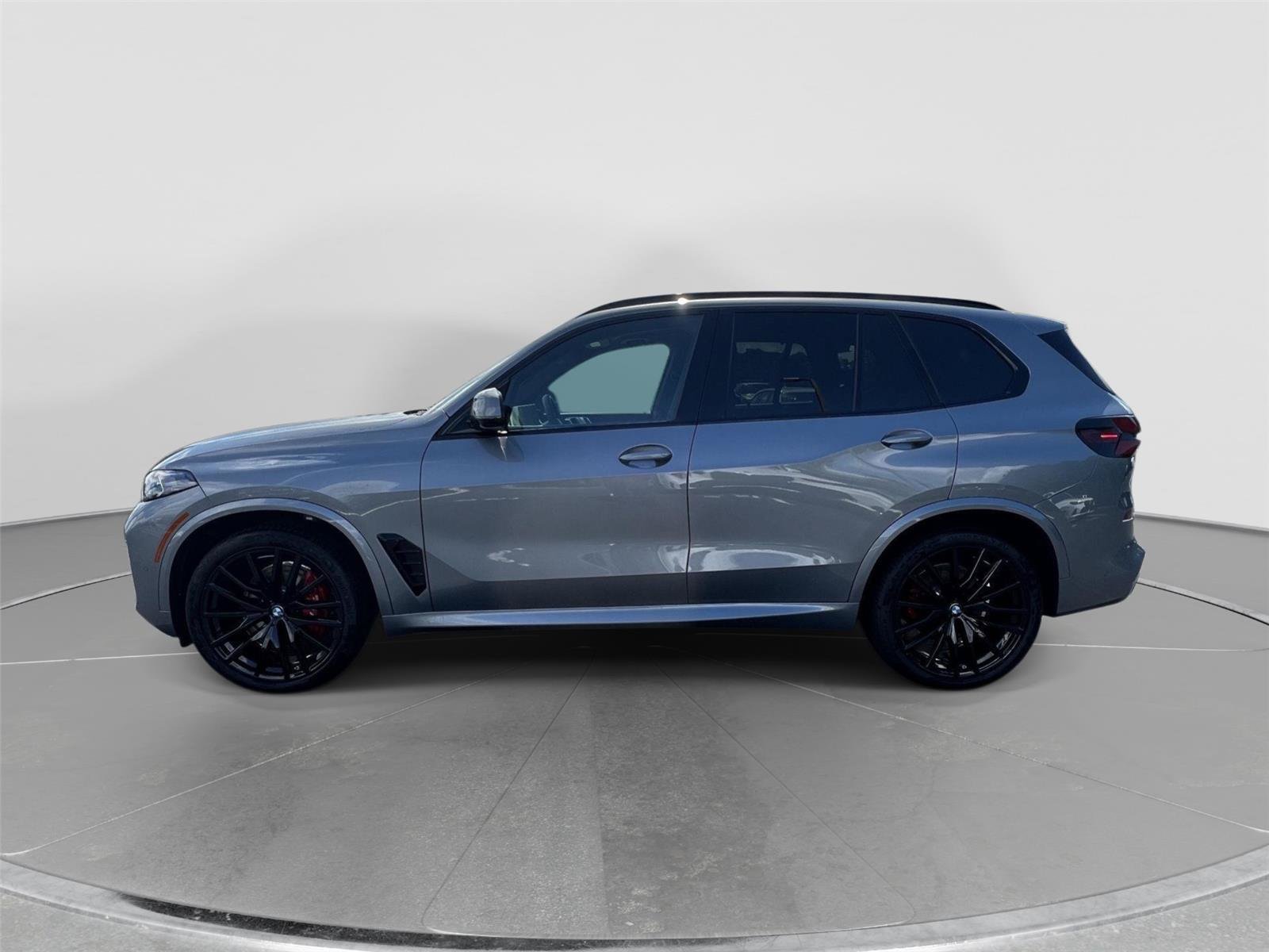 New 2026 BMW X5 xDrive40i w/ Executive Package AWD/4WD image 8