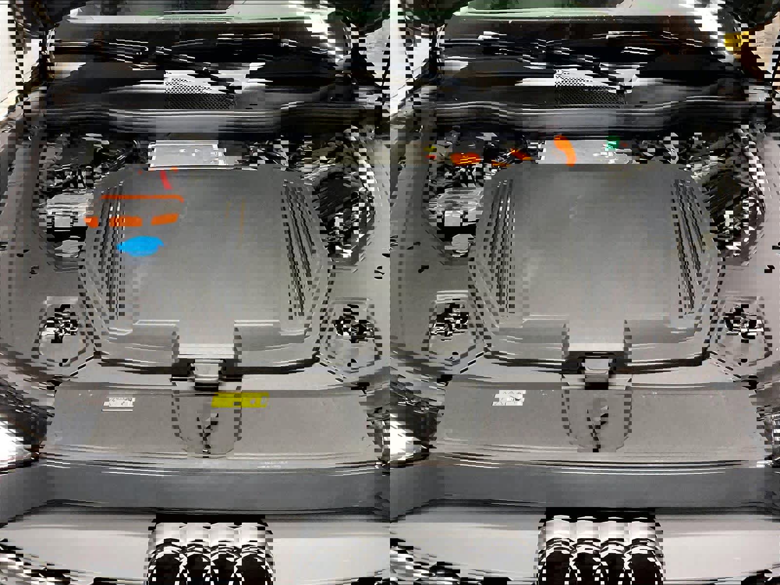 Certified 2024 Audi Q8 e-tron Premium Plus image 32