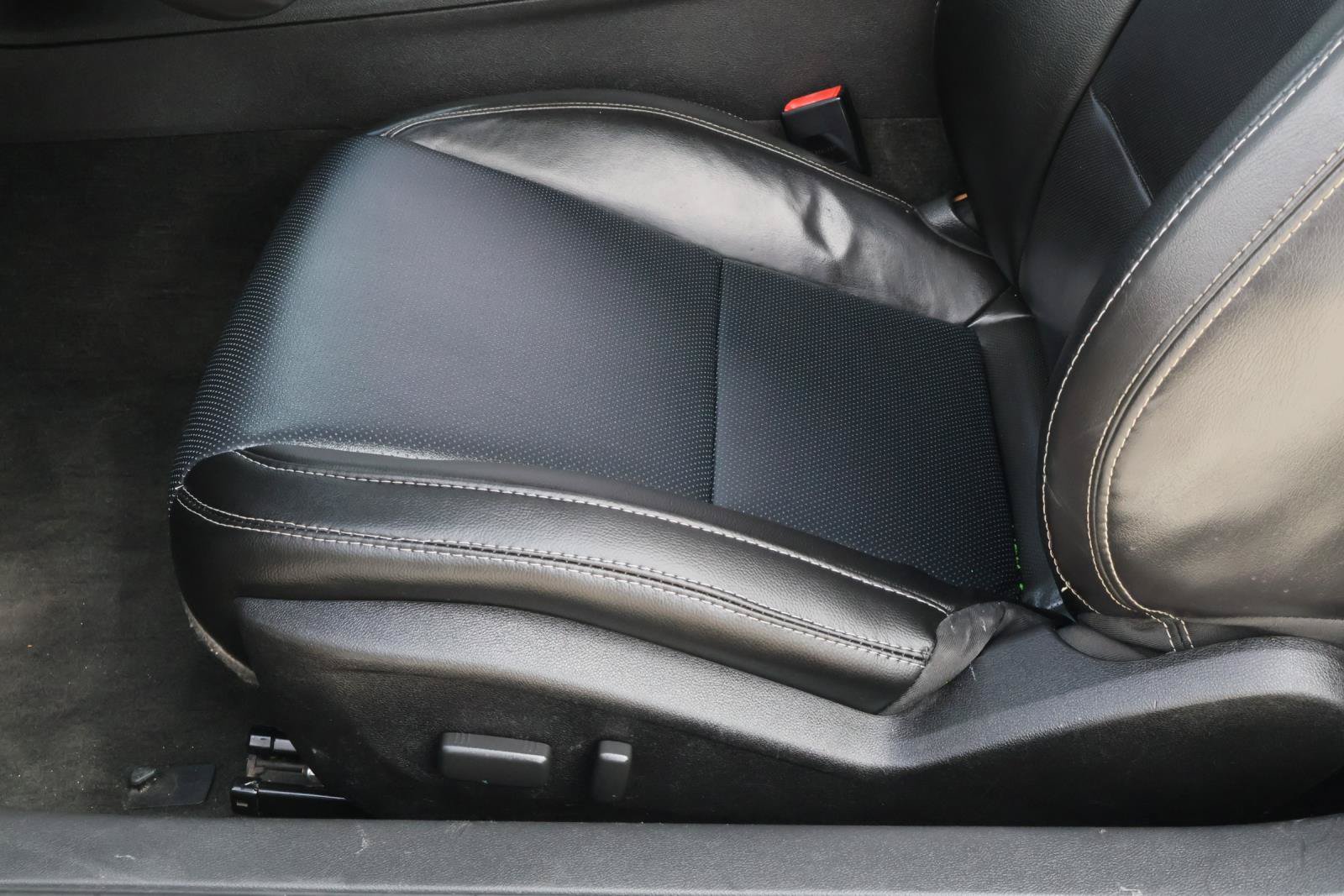 Used 2014 Chevrolet Camaro LT w/ RS Package RWD image 9