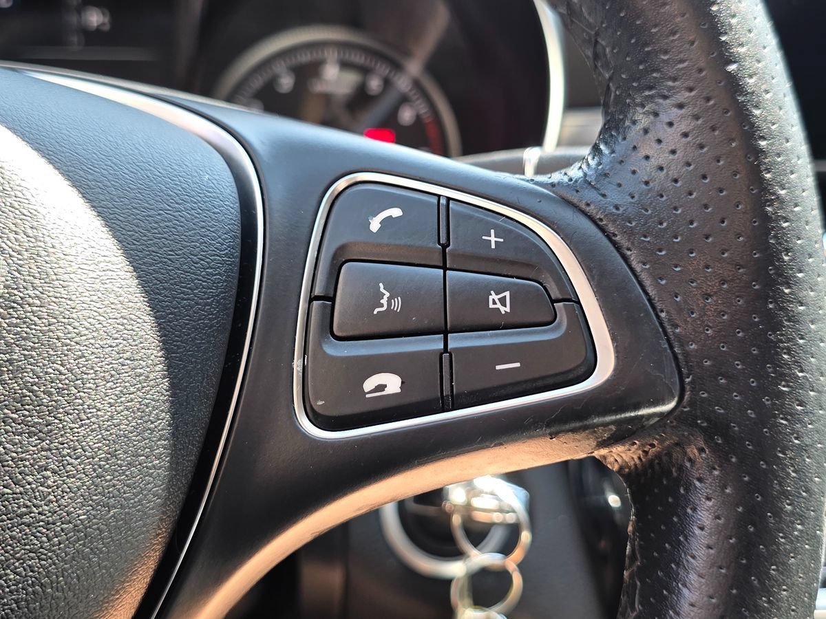 Used 2017 Mercedes-Benz C 300 Sedan image 32