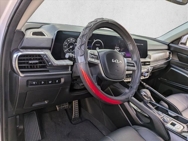 Used 2024 Kia Telluride SX image 10