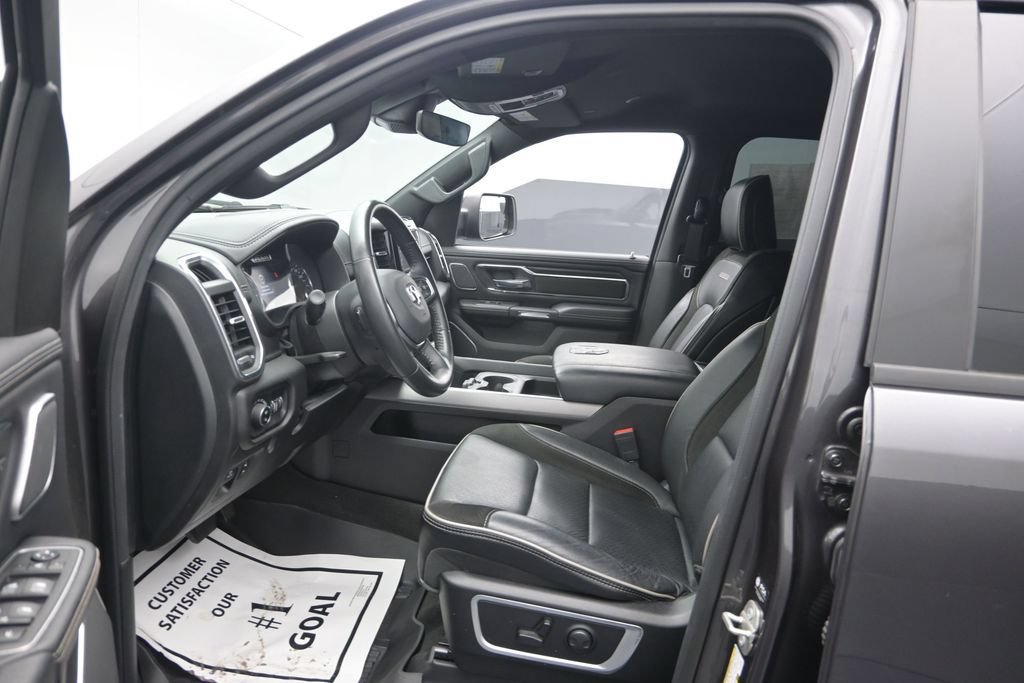 Used 2024 RAM 1500 Laramie RWD image 10