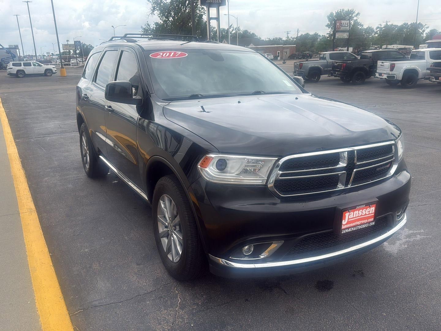 Used 2017 Dodge Durango SXT w/ Quick Order Package 23B AWD/4WD image 7