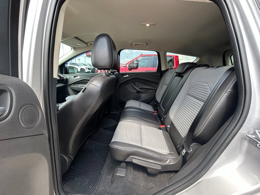 Used 2017 Ford Escape Titanium FWD image 8