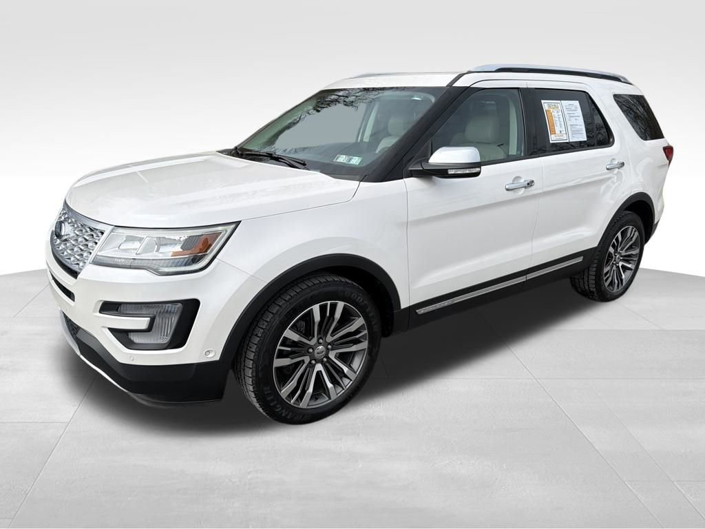 Used 2017 Ford Explorer Platinum image 2