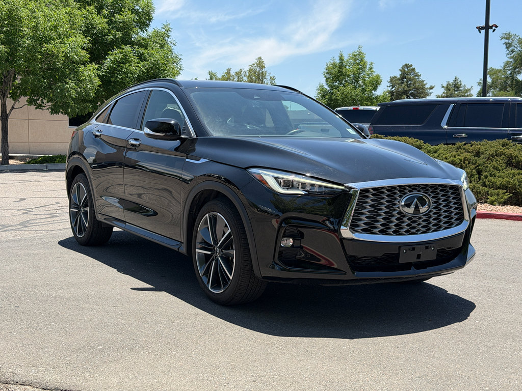 Used 2024 INFINITI QX55 Essential AWD/4WD image 3