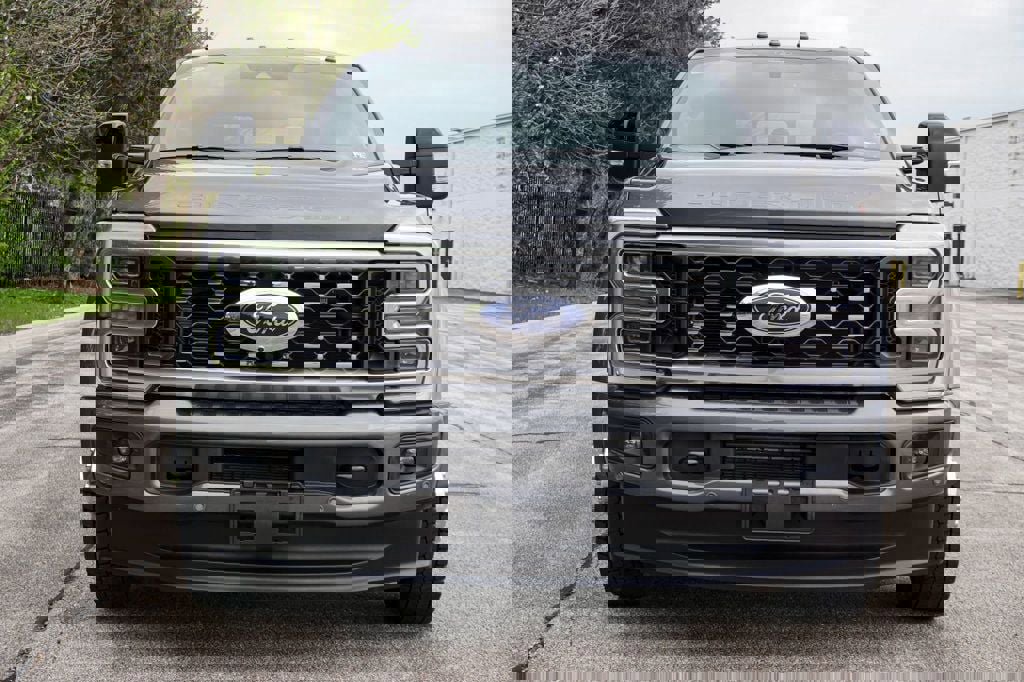 Used 2026 Ford F450 Platinum AWD/4WD image 13