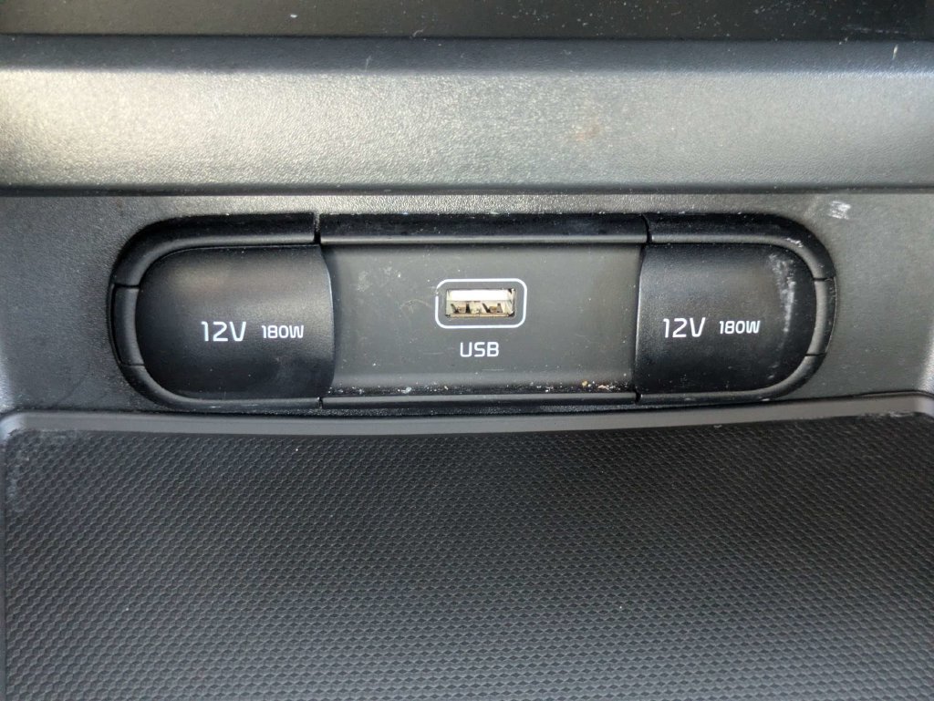Used 2024 Kia Soul LX w/ Option Group 015 FWD image 22