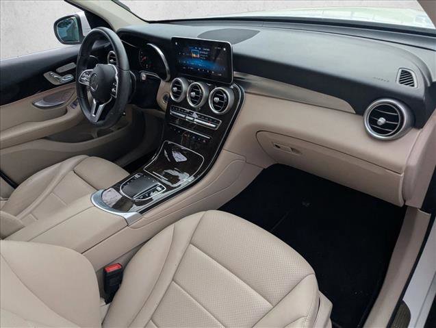 Used 2022 Mercedes-Benz GLC 300 image 18