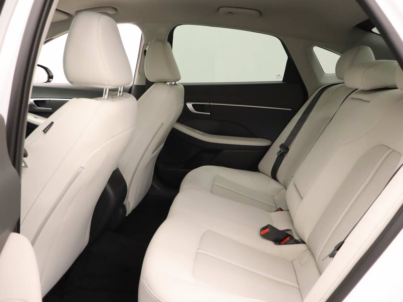 Used 2026 Hyundai Sonata SEL FWD image 18