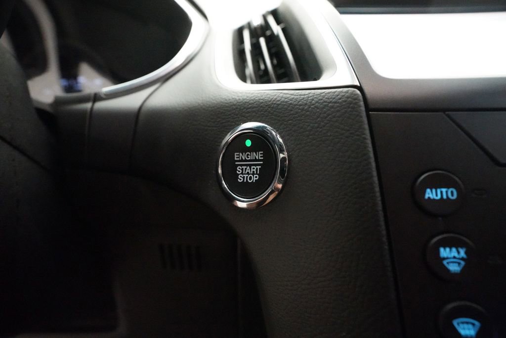 Used 2020 Ford Edge ST w/ Equipment Group 401A AWD/4WD image 33