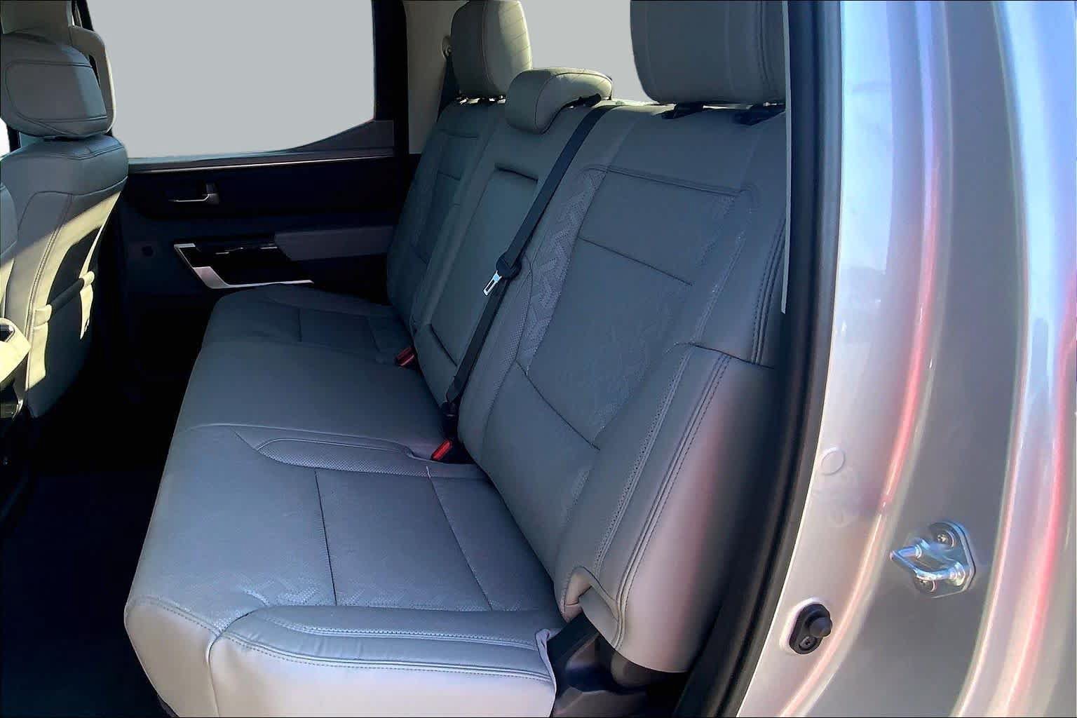 Used 2024 Toyota Tundra Limited AWD/4WD image 21