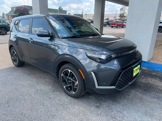 Used 2024 Kia Soul EX FWD image 2