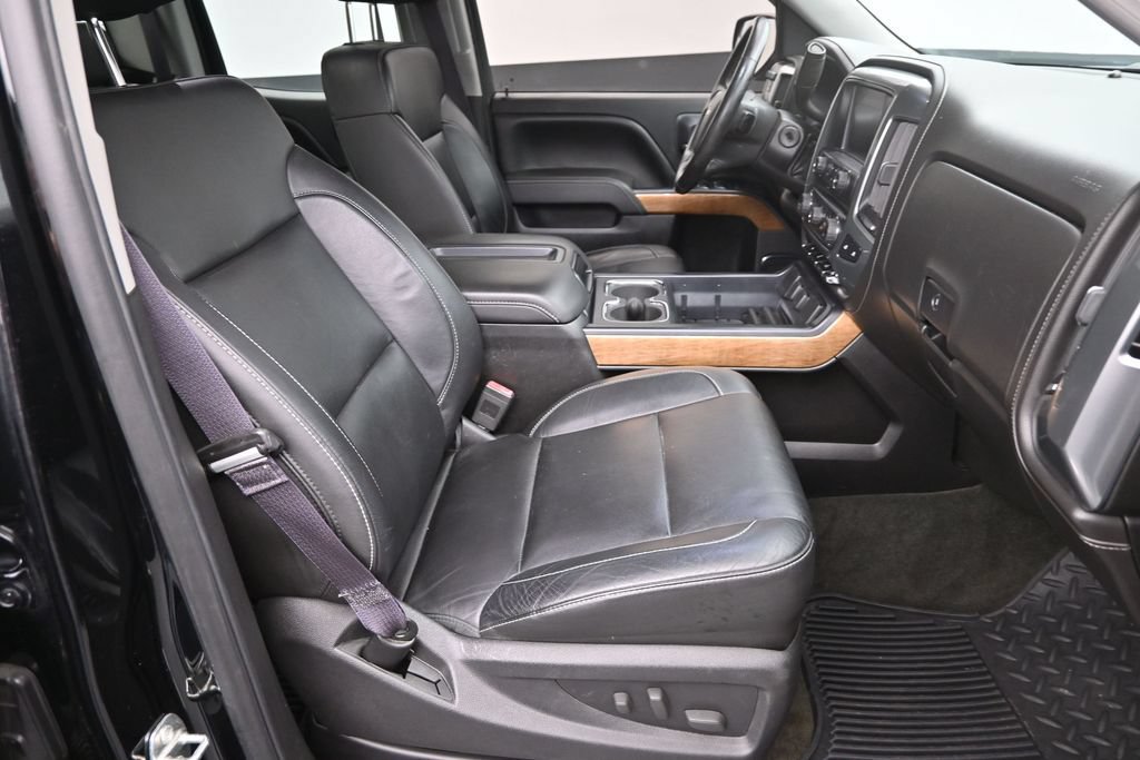 Used 2015 Chevrolet Silverado 1500 LTZ w/ LTZ Plus Package AWD/4WD image 11