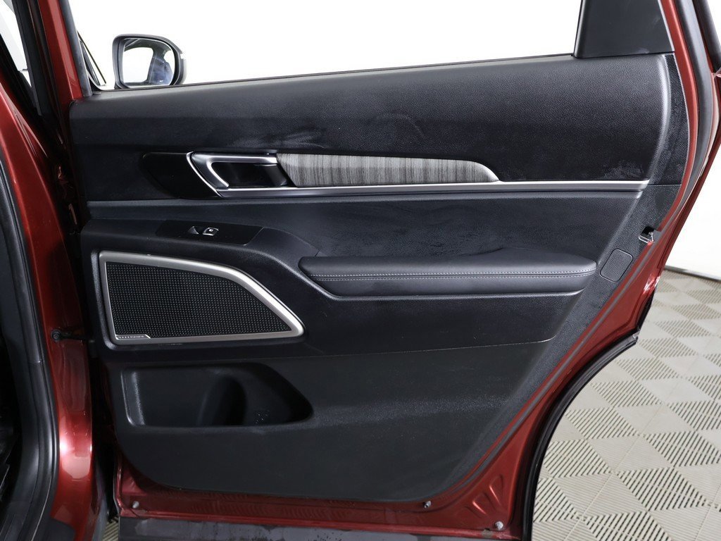 Used 2023 Kia Telluride EX X-Line image 30