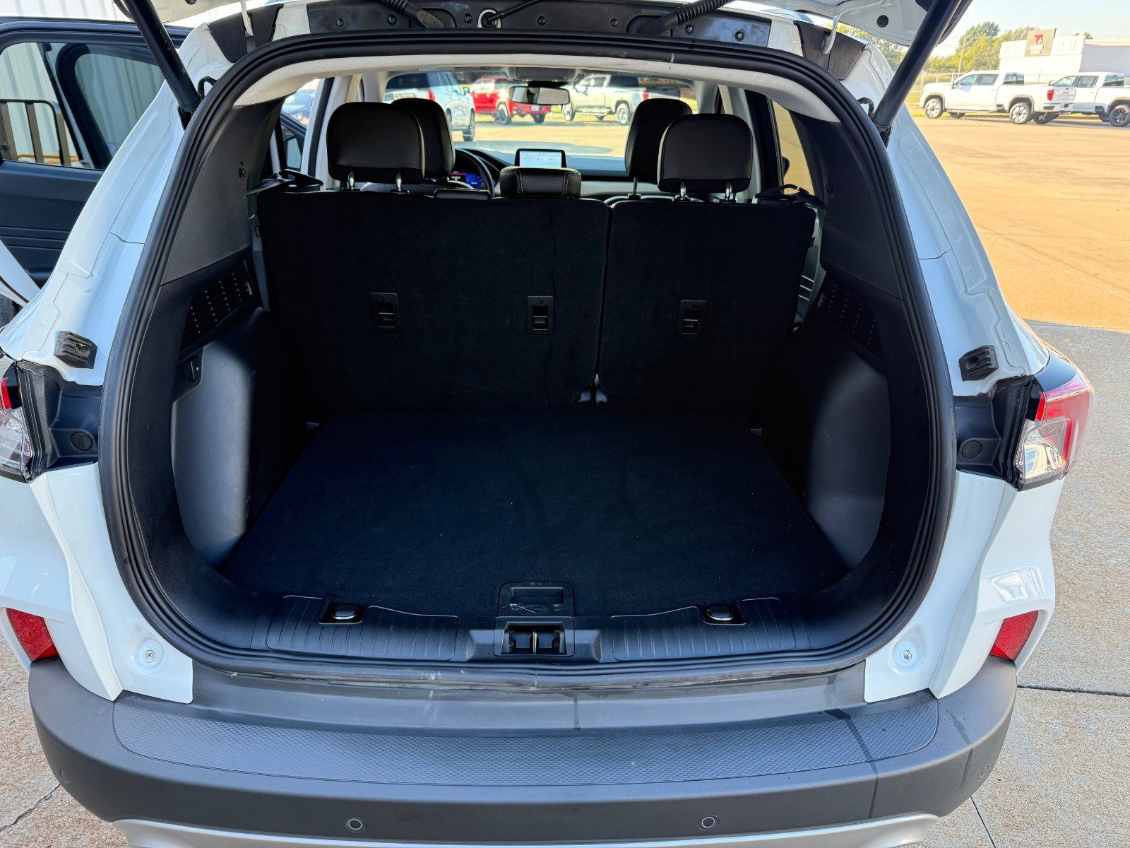 Used 2022 Ford Escape Titanium w/ Titanium Elite Package image 12