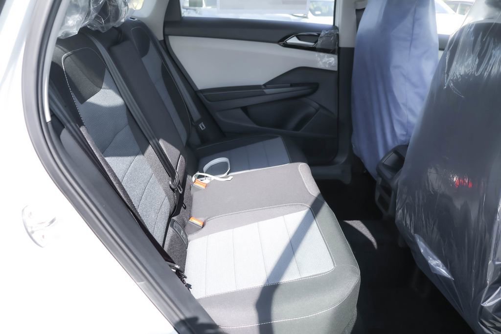 Used 2025 Volkswagen Taos S image 30