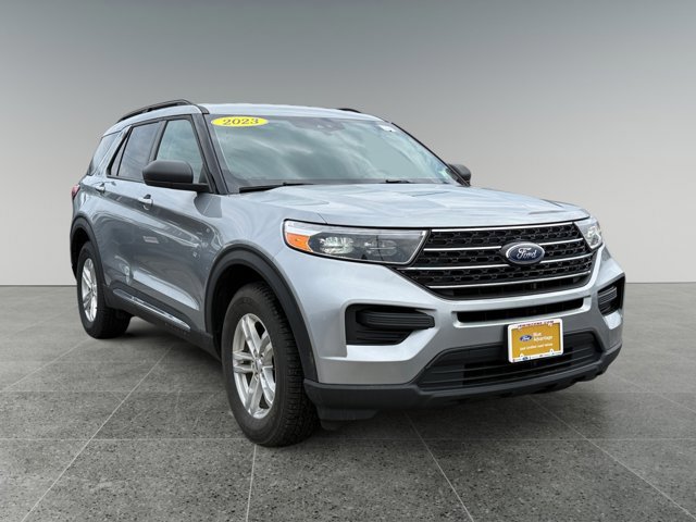 Used 2023 Ford Explorer XLT image 6
