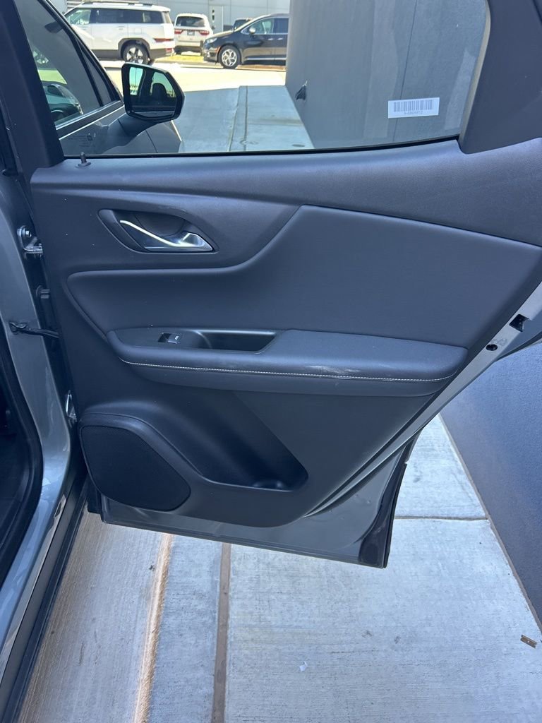 Used 2025 Chevrolet Blazer LT image 13