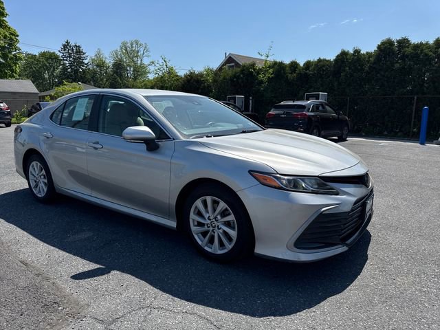 Used 2022 Toyota Camry LE AWD/4WD image 7