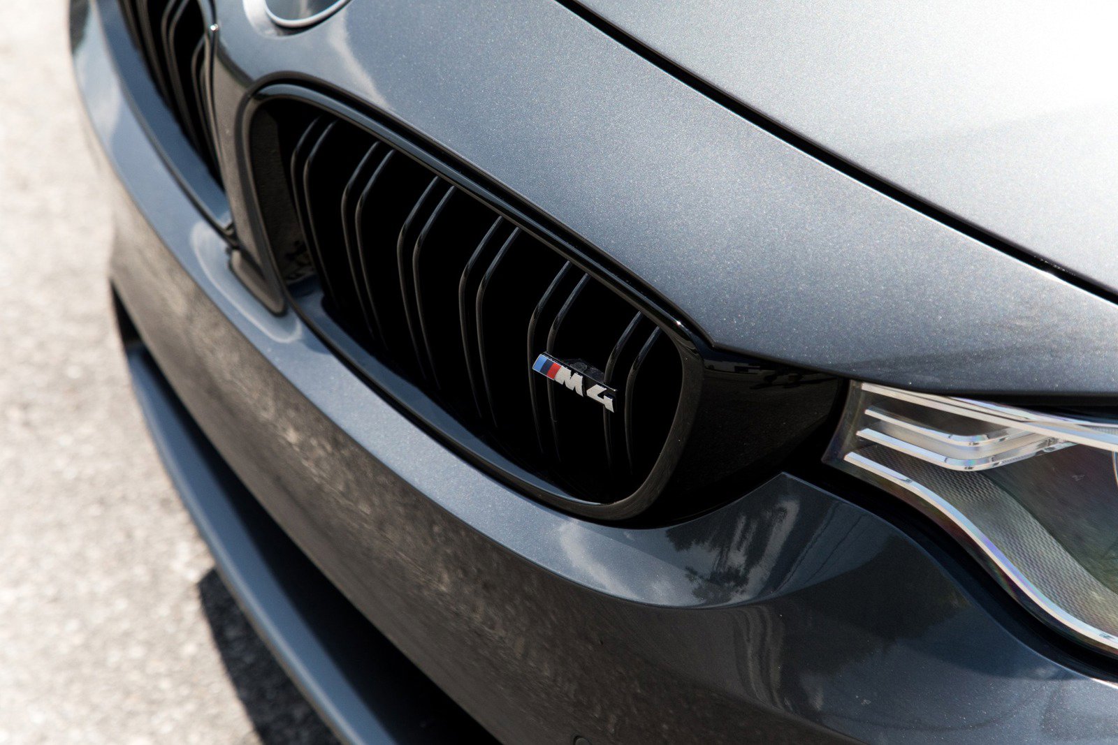 Used 2016 BMW M4 Convertible image 4