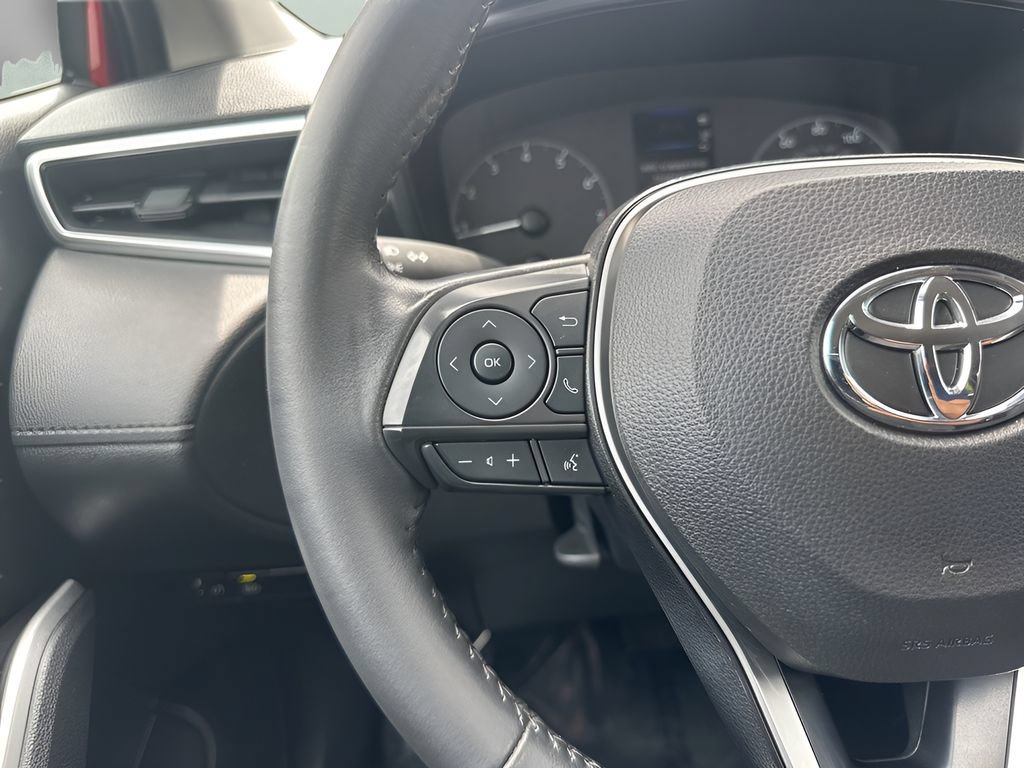 Used 2023 Toyota Corolla Cross LE FWD image 13