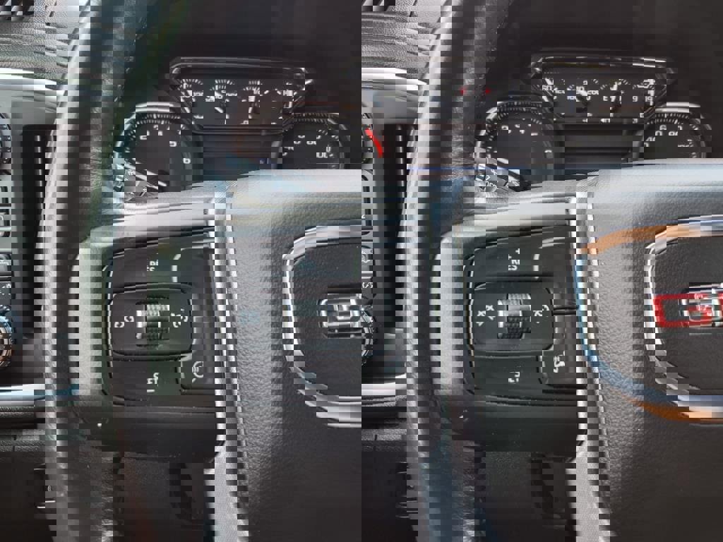 Used 2021 GMC Sierra 1500 Elevation image 18