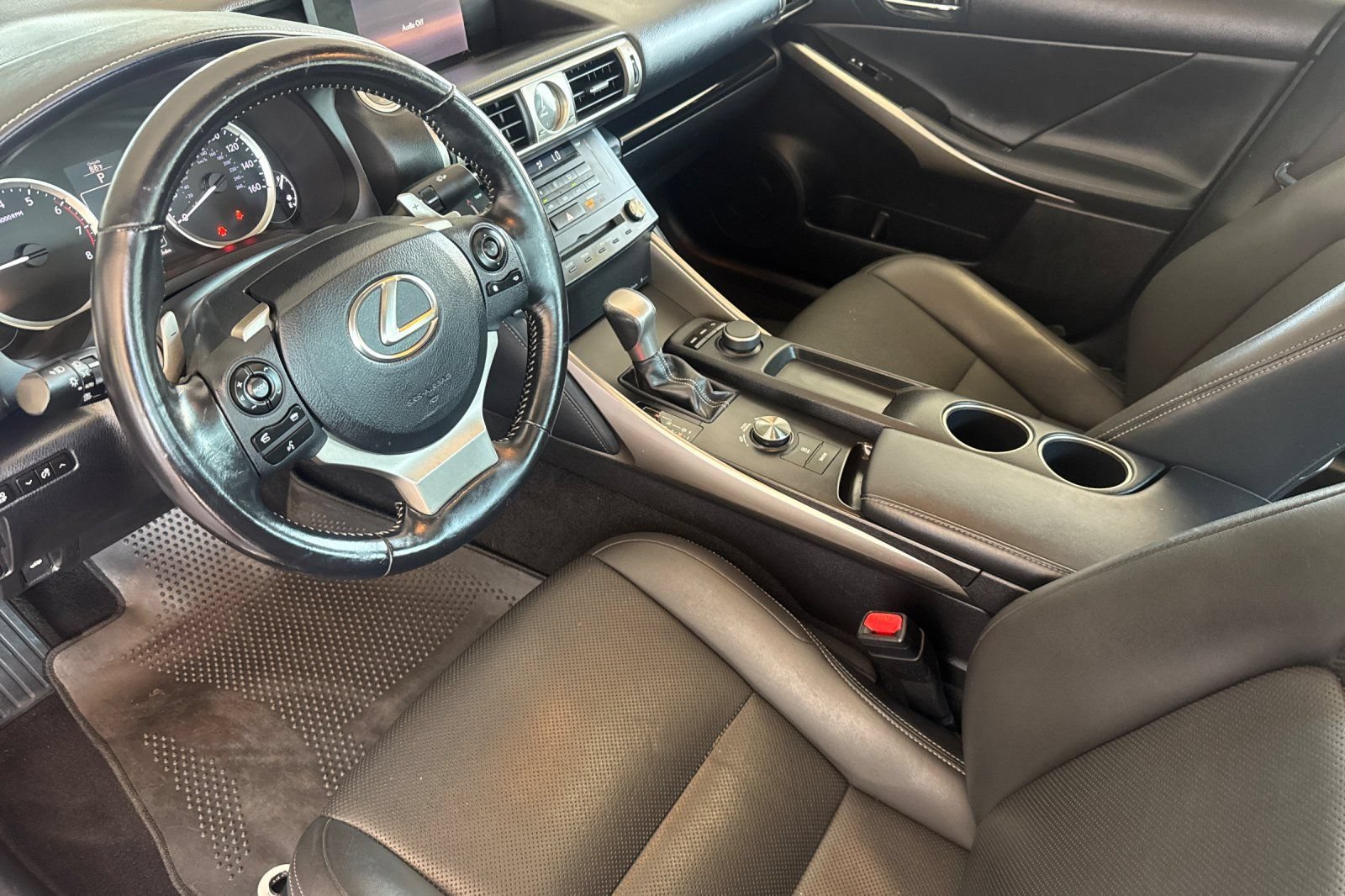 Used 2016 Lexus IS 200t RWD image 7
