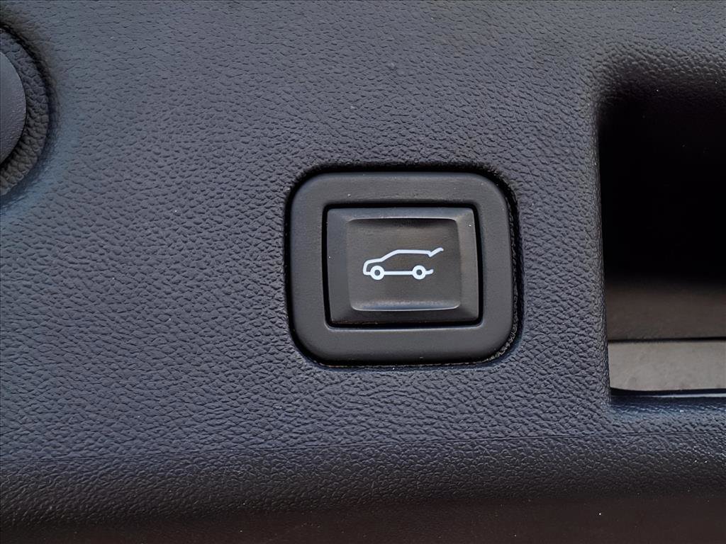 Used 2022 Chevrolet Equinox Premier image 8