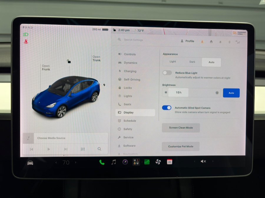 Used 2022 Tesla Model Y Long Range AWD/4WD image 25