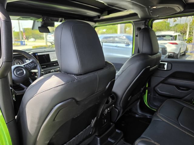 Used 2025 Jeep Wrangler Unlimited Rubicon 392 AWD/4WD image 15