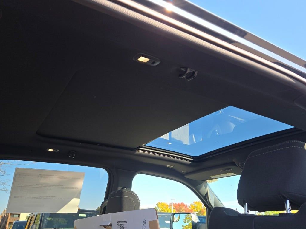 New 2026 RAM 1500 Big Horn AWD/4WD image 12