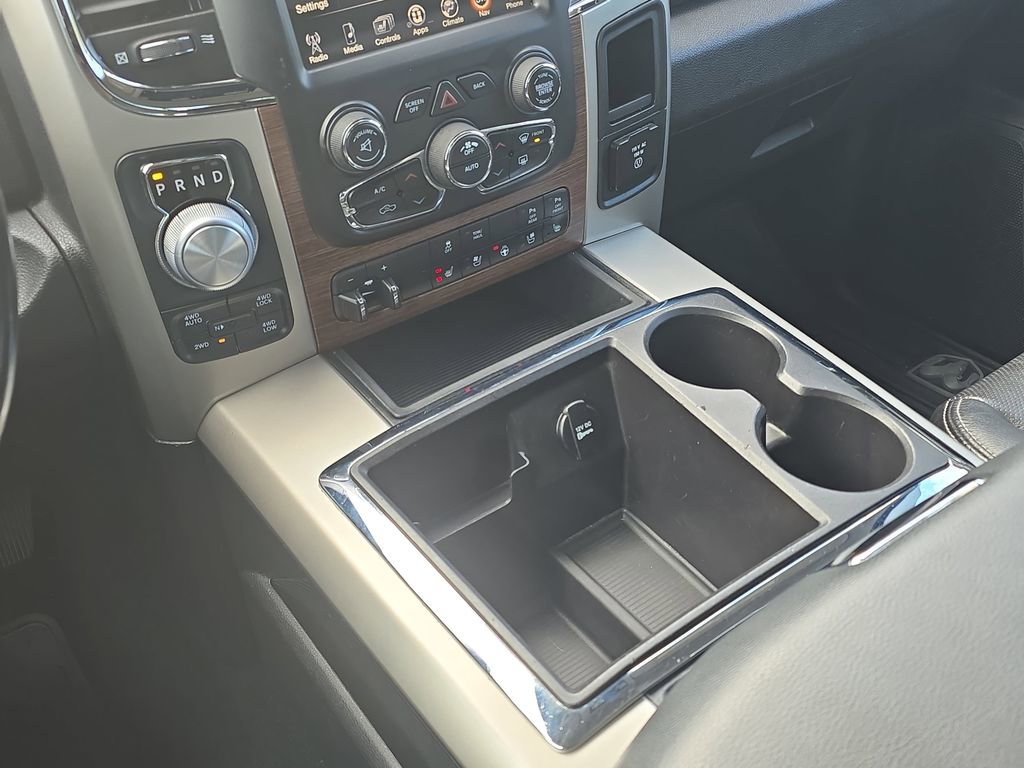 Used 2014 RAM 1500 Laramie w/ Convenience Group image 24