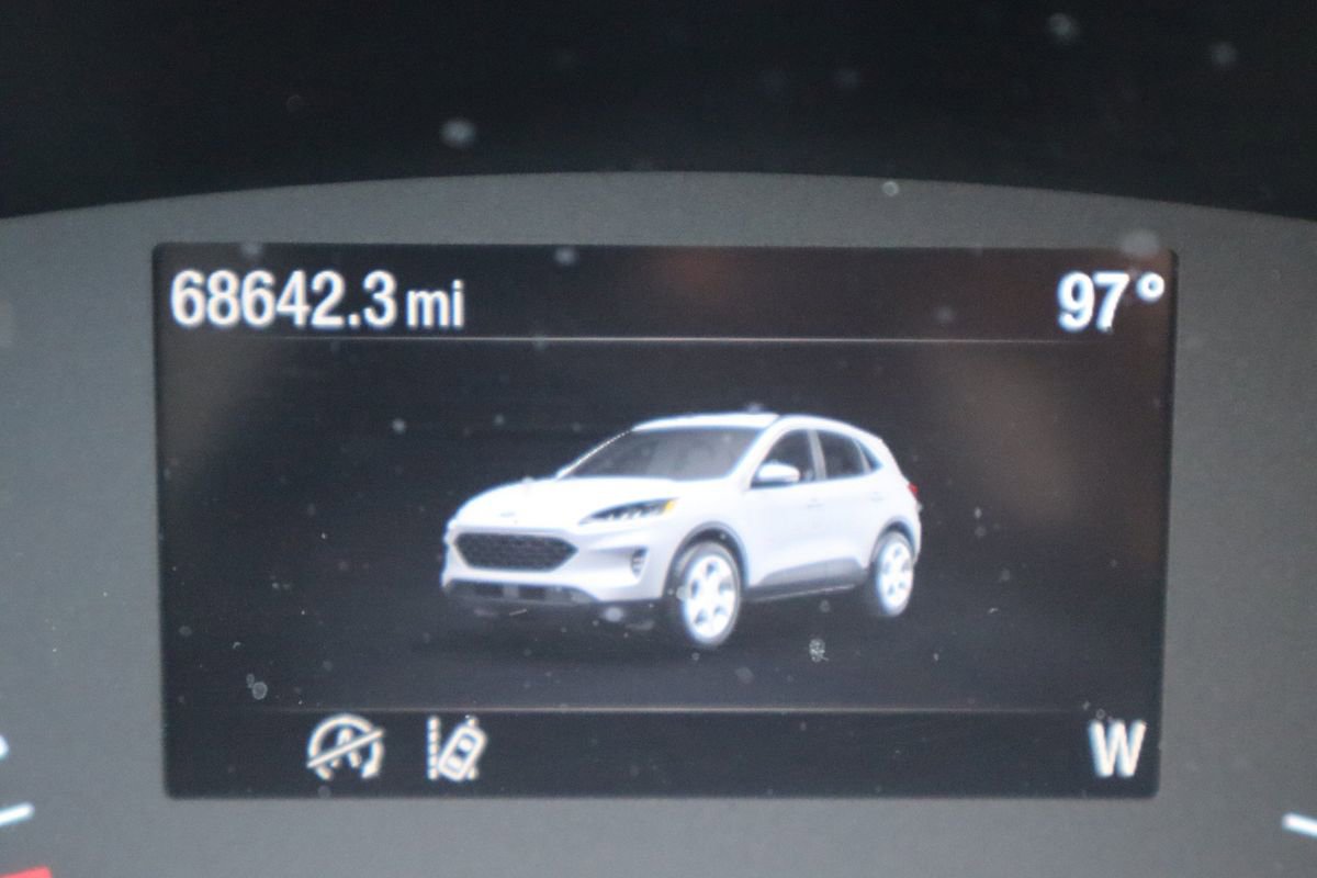 Used 2022 Ford Escape SEL image 45