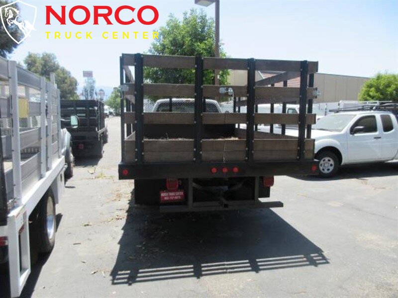 Used 2012 Ford F550 2WD Crew Cab Super Duty image 7