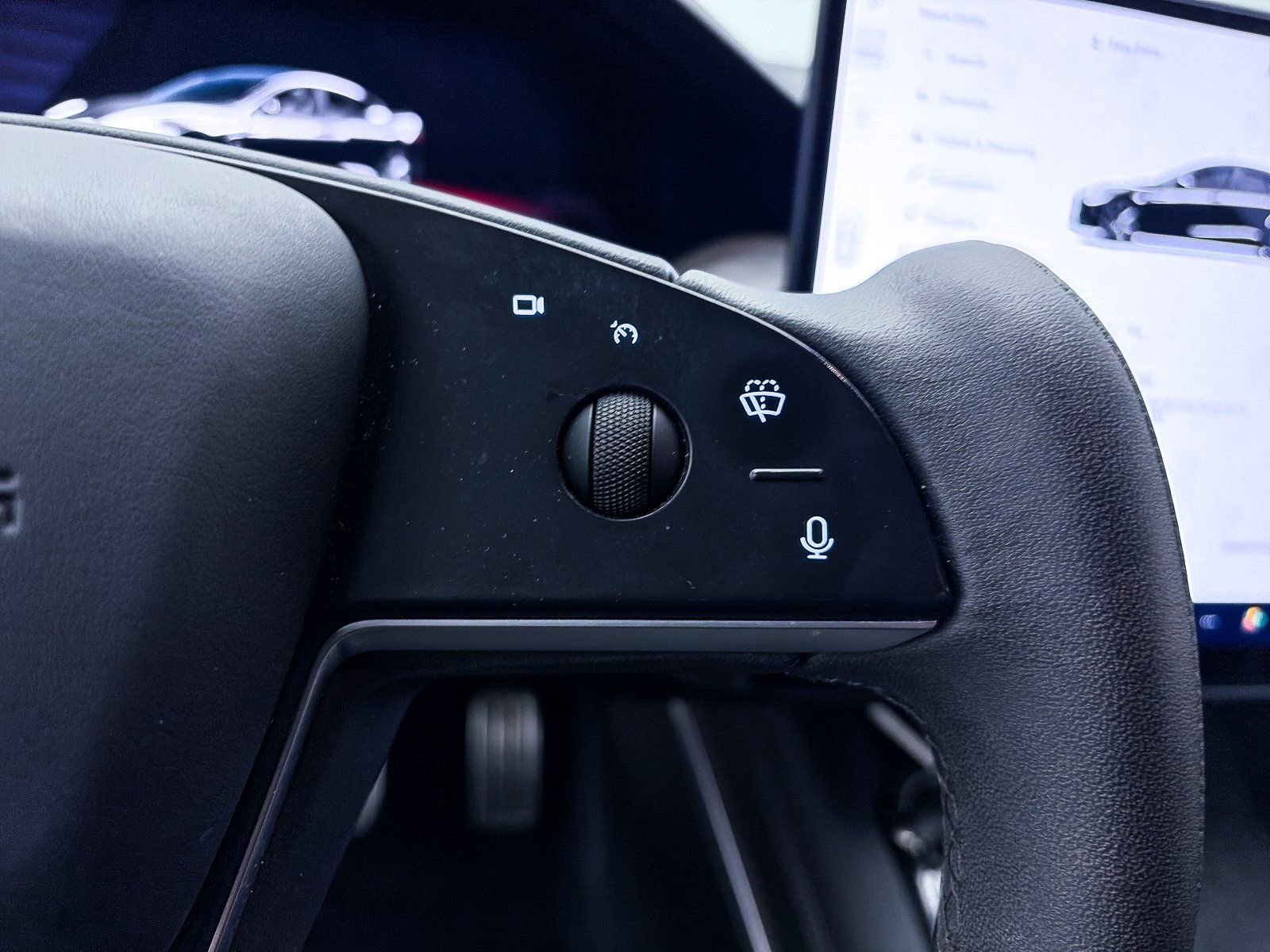 Used 2022 Tesla Model S image 30