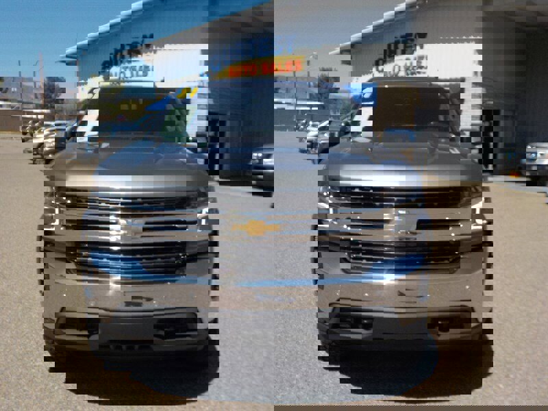 Used 2021 Chevrolet Silverado 1500 LT w/ Z71 Off-Road Package image 16