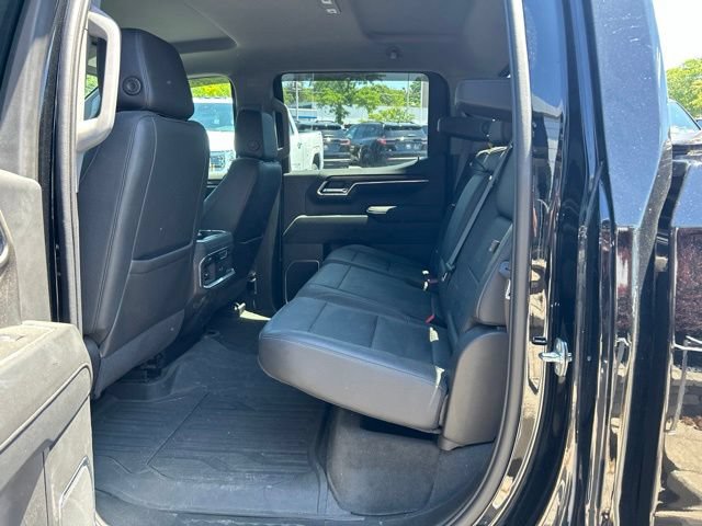 Used 2023 GMC Sierra 1500 SLT w/ SLT Premium Plus Package AWD/4WD image 11