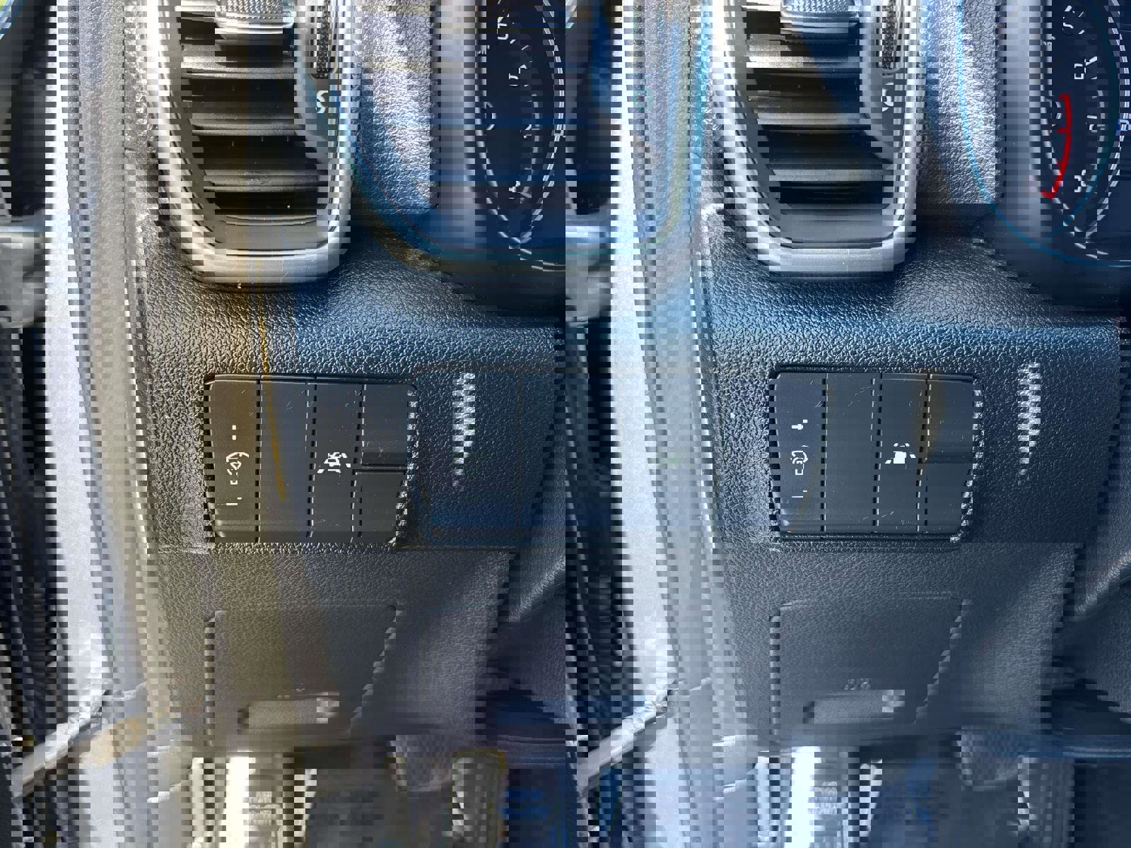 Used 2021 Kia Sportage LX AWD/4WD image 18