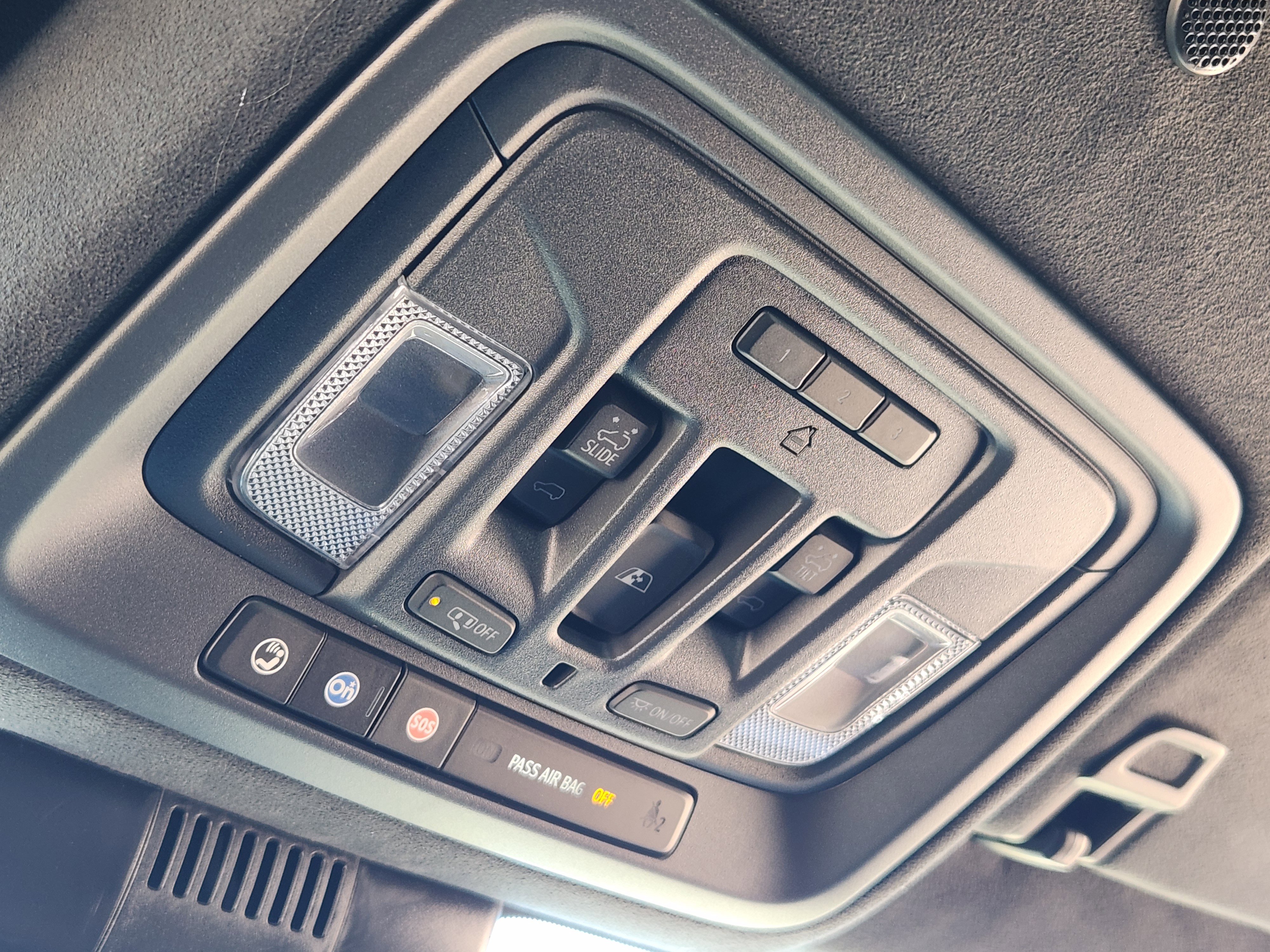 Used 2024 GMC Sierra 1500 Denali Ultimate image 29