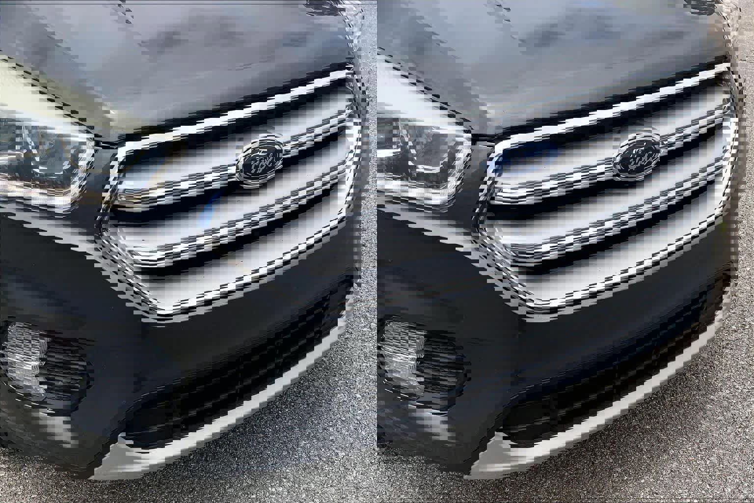 Used 2019 Ford Escape SEL image 30