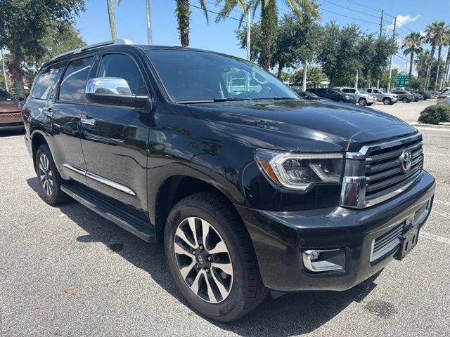 Used 2019 Toyota Sequoia Limited w/ Safety & Convenience Package AWD/4WD image 3