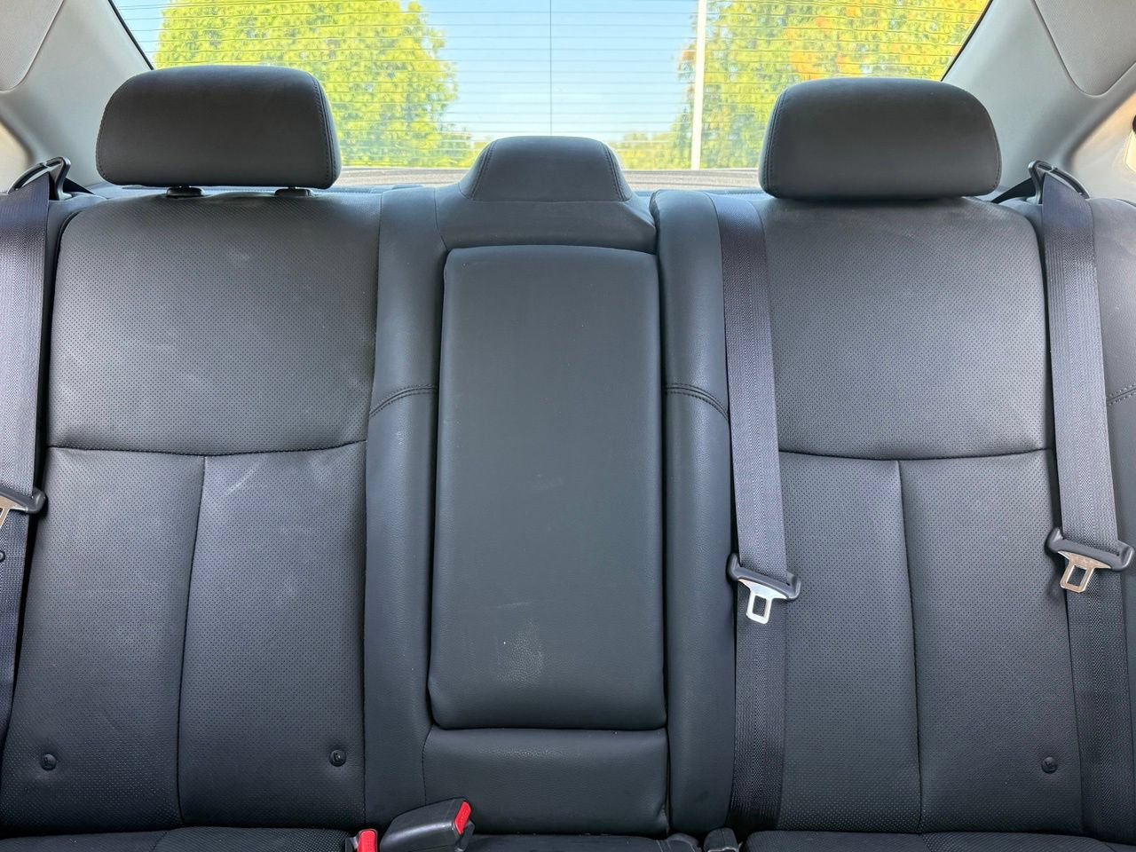 Used 2015 Nissan Altima 3.5 SL FWD image 19