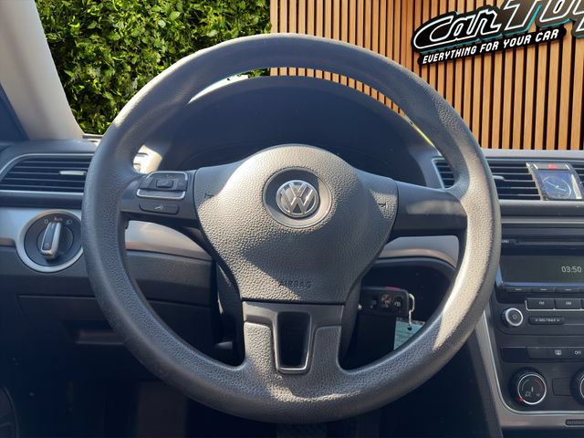 Used 2014 Volkswagen Passat 2.5 S FWD image 9