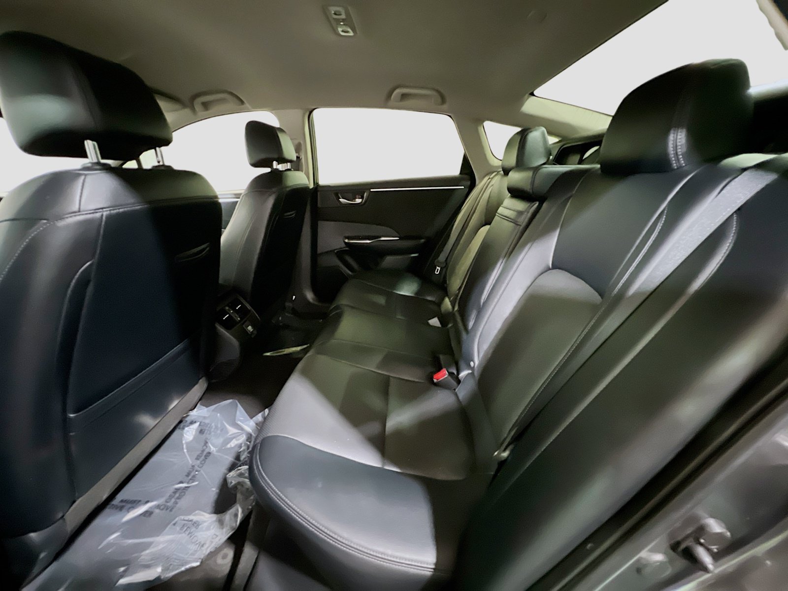 Used 2018 Honda Clarity Touring image 17