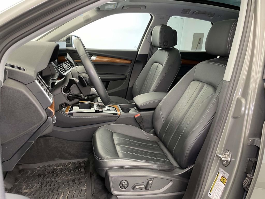 Used 2023 Audi Q5 2.0T Premium Plus w/ Premium Plus Package image 5